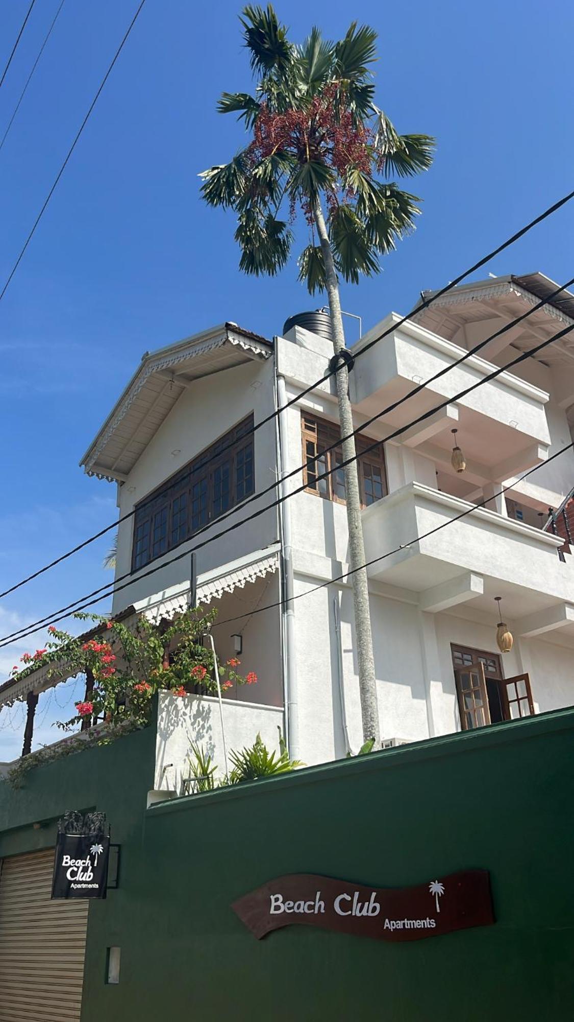Beach Club Apartments Induruwa Dış mekan fotoğraf