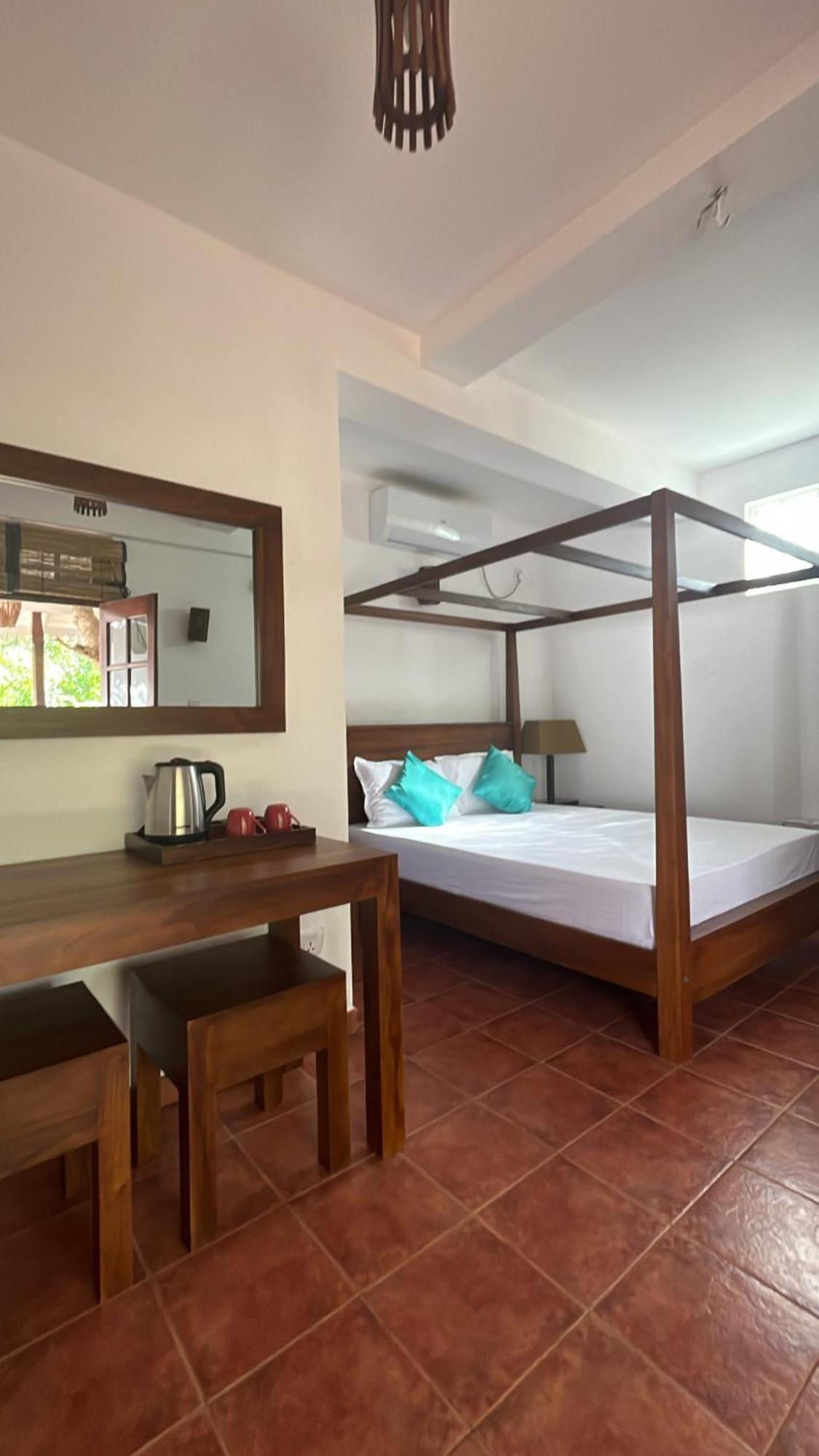 Beach Club Apartments Induruwa Dış mekan fotoğraf