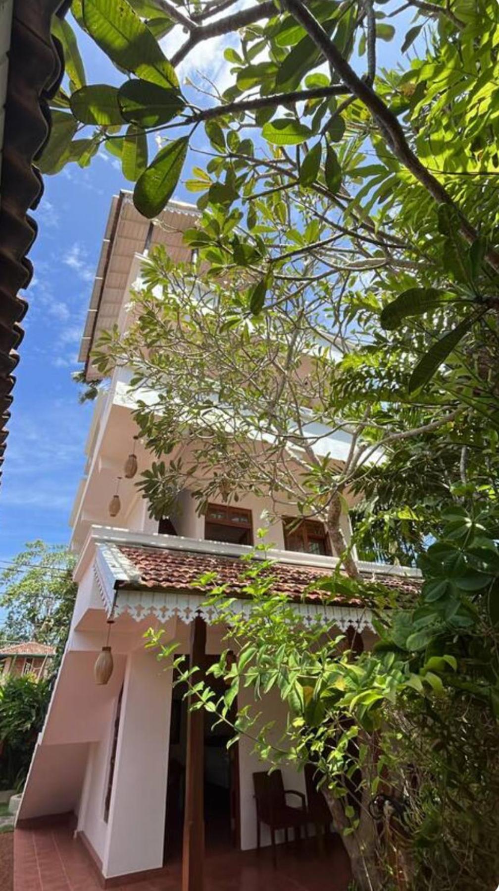 Beach Club Apartments Induruwa Dış mekan fotoğraf